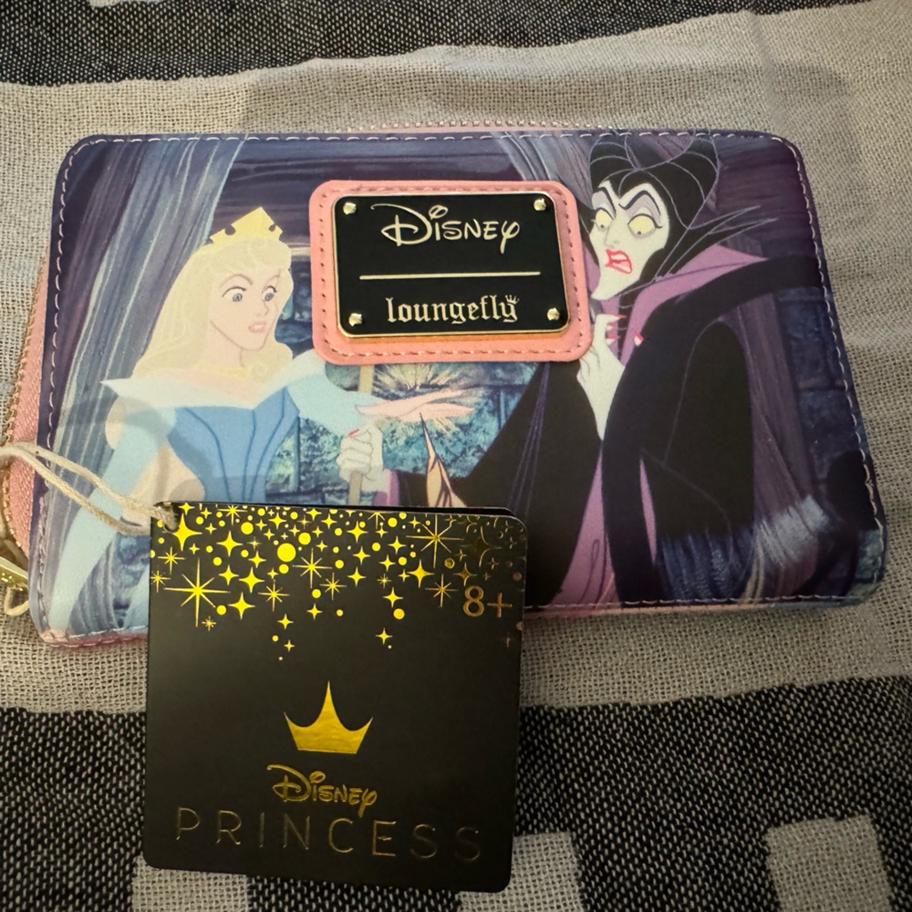 Loungefly Sleeping Beauty princess scene zip around wallet *NWT